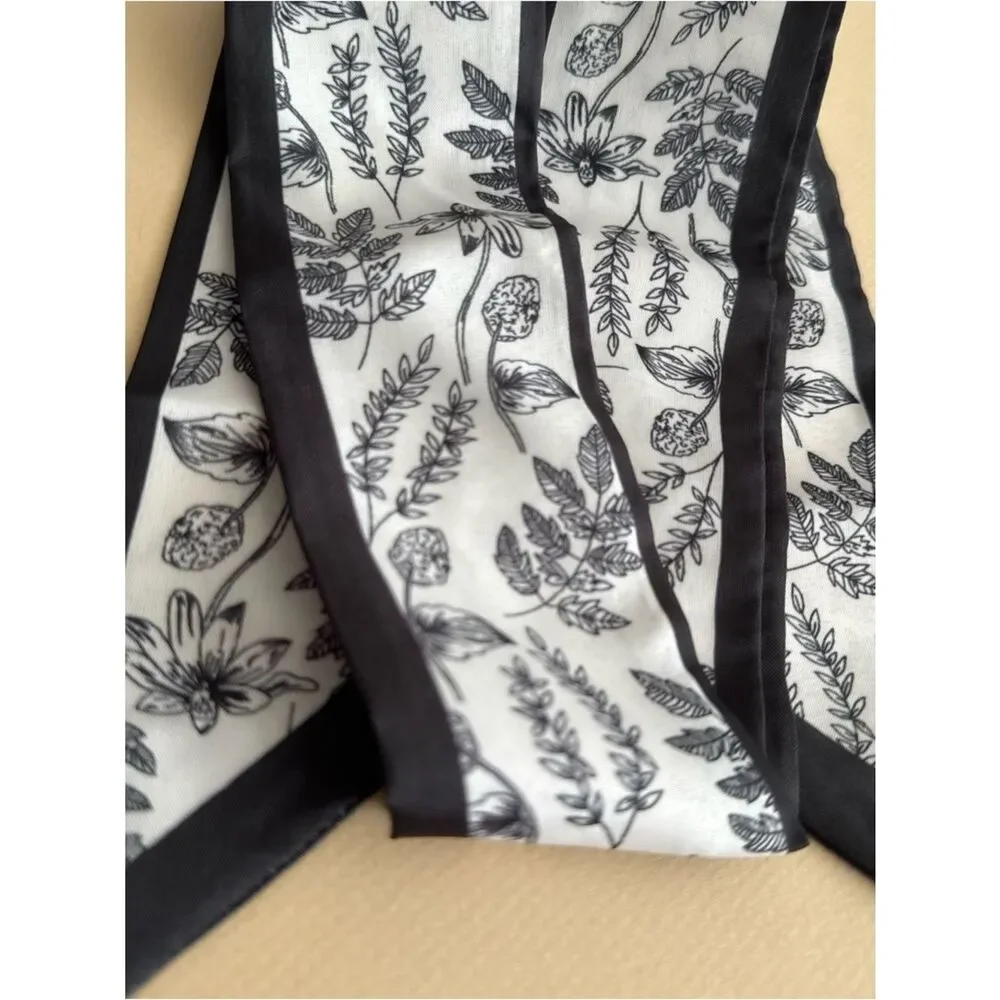 Flower scarf M1674